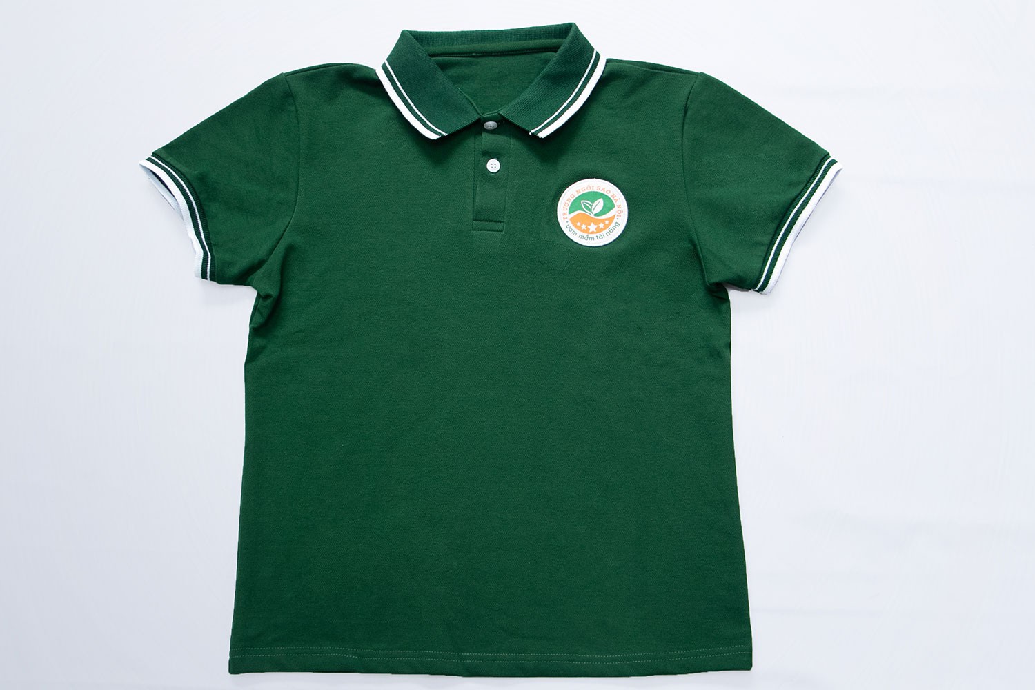 Áo polo xanh