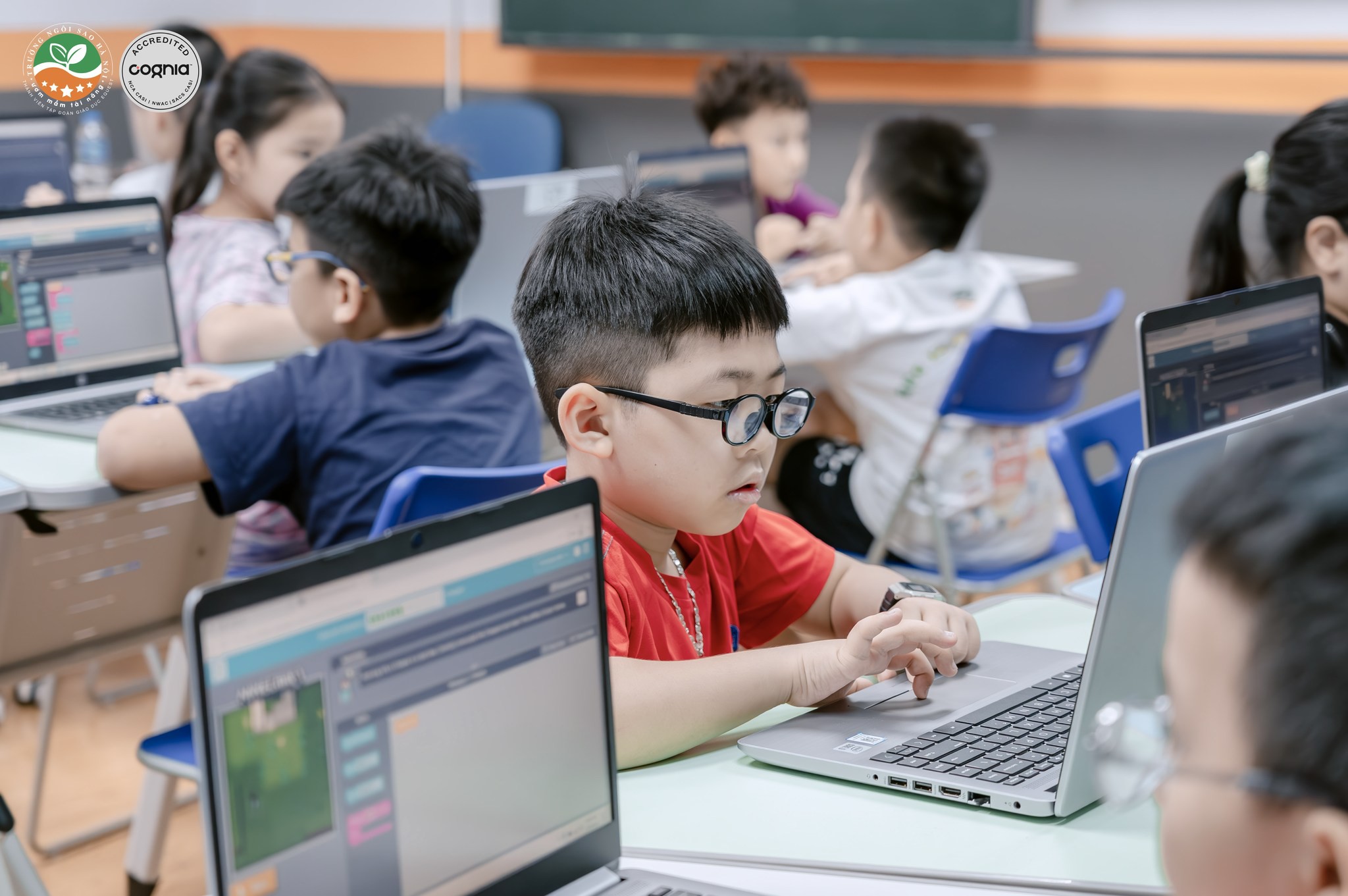 520979875_1268288642000058_1920009948752595502_n