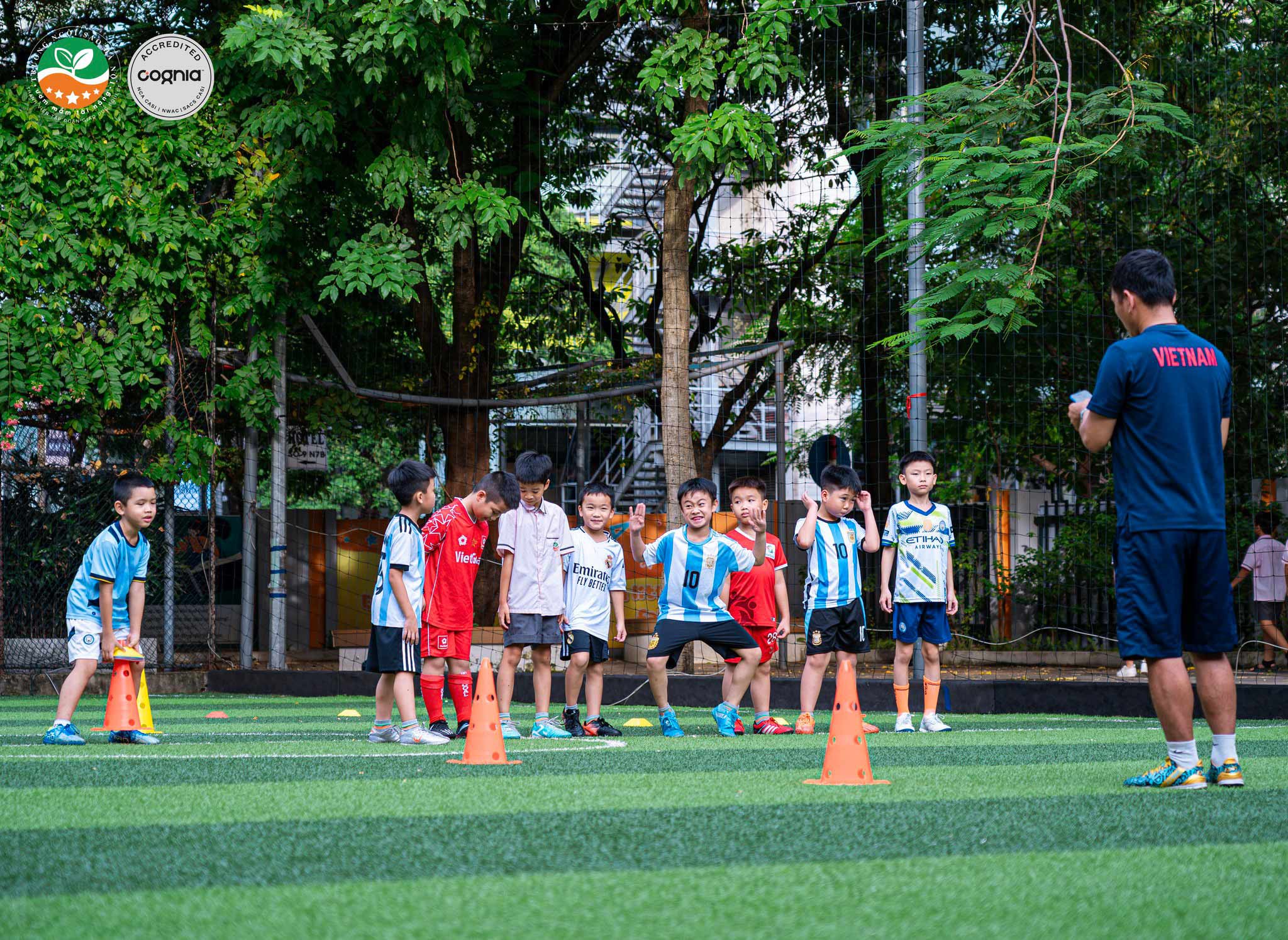 548705536_1325079896320932_8448530562411670758_n