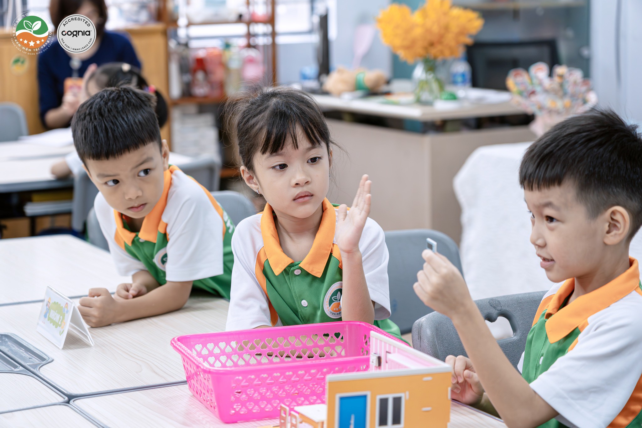 549516185_1322954503200138_1704352675758989700_n