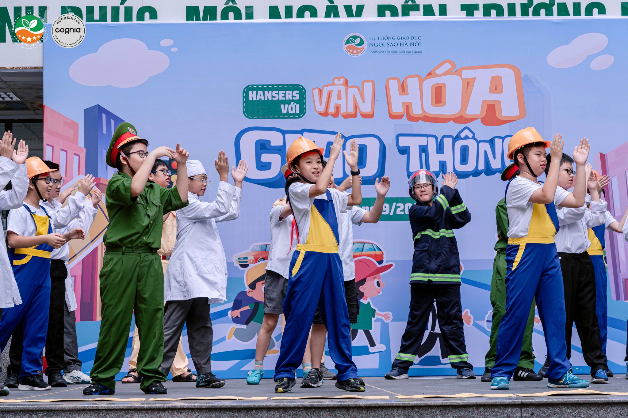 551886839_1328120302683558_5537949052627379673_n