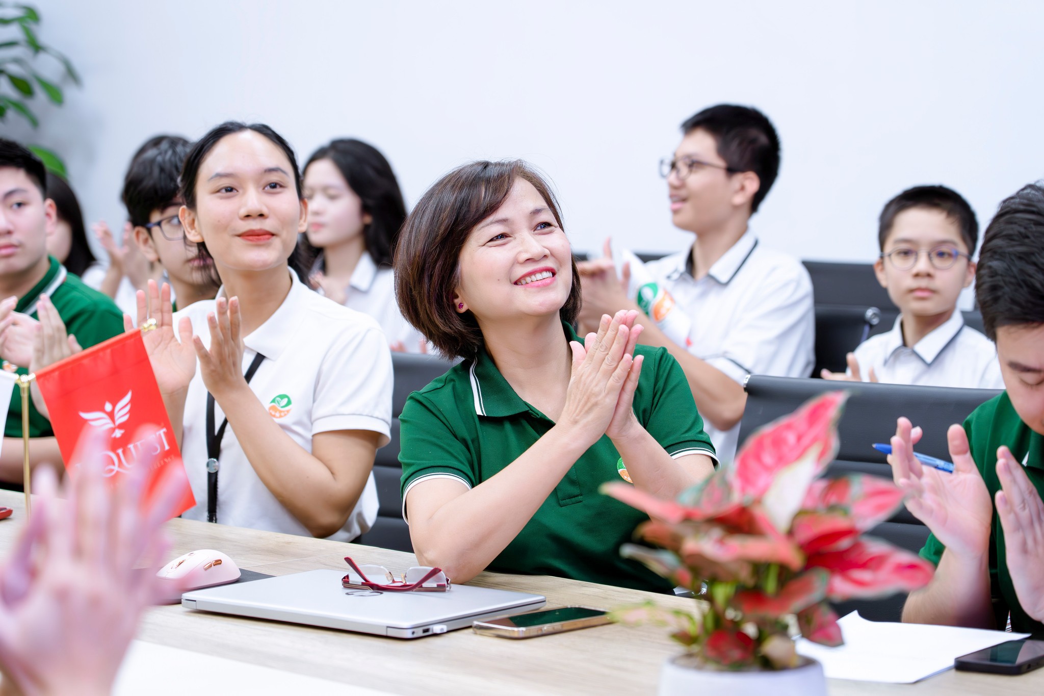 560225872_1354779246684330_6290408789938444412_n