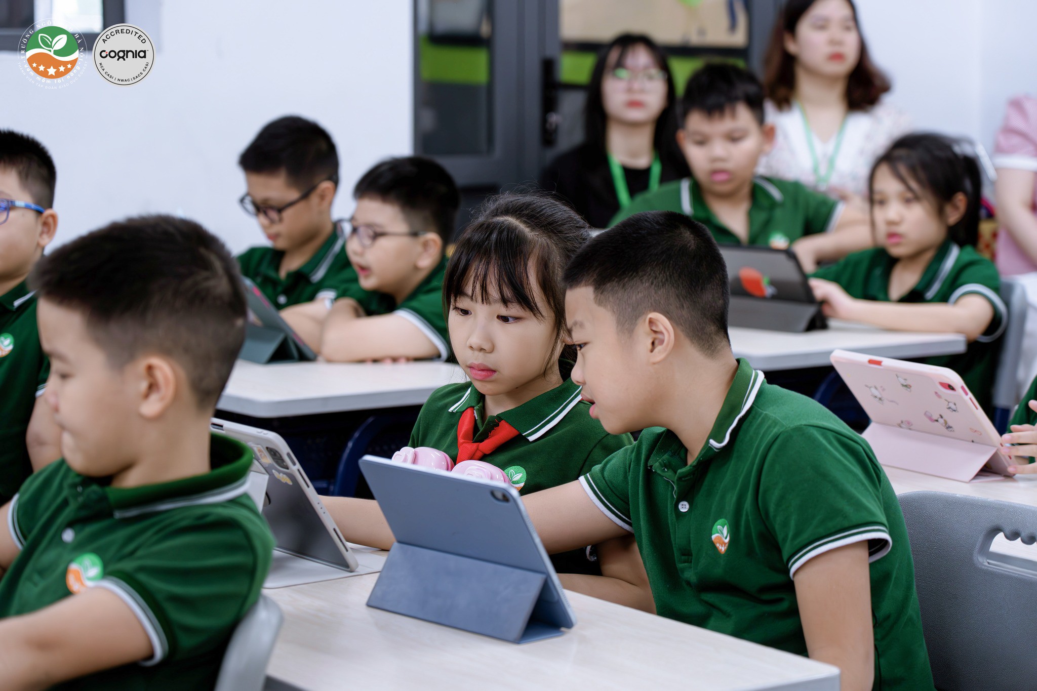 561361427_1356028116559443_181602262928167864_n