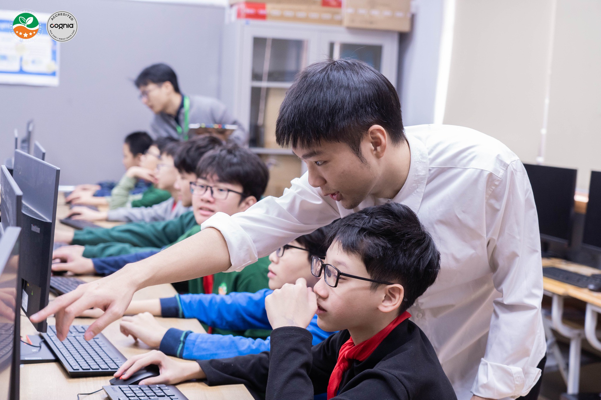 617677671_1457472603081660_8267319971414447126_n